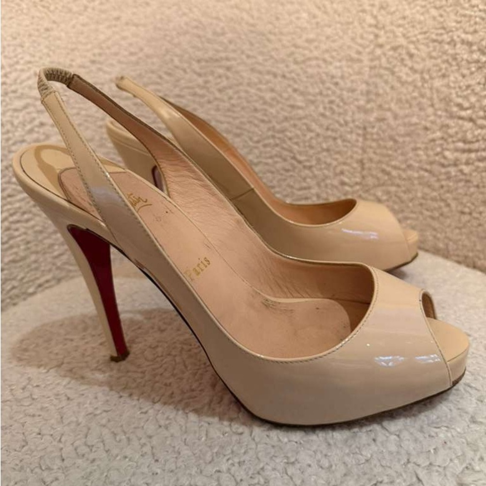 Christian Louboutin Nude Peep-Toe Slingbacks - Picture 4 of 5